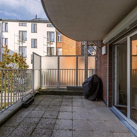 Stylish Apartment With Terrace And Balcony Antwerpen Bagian luar foto